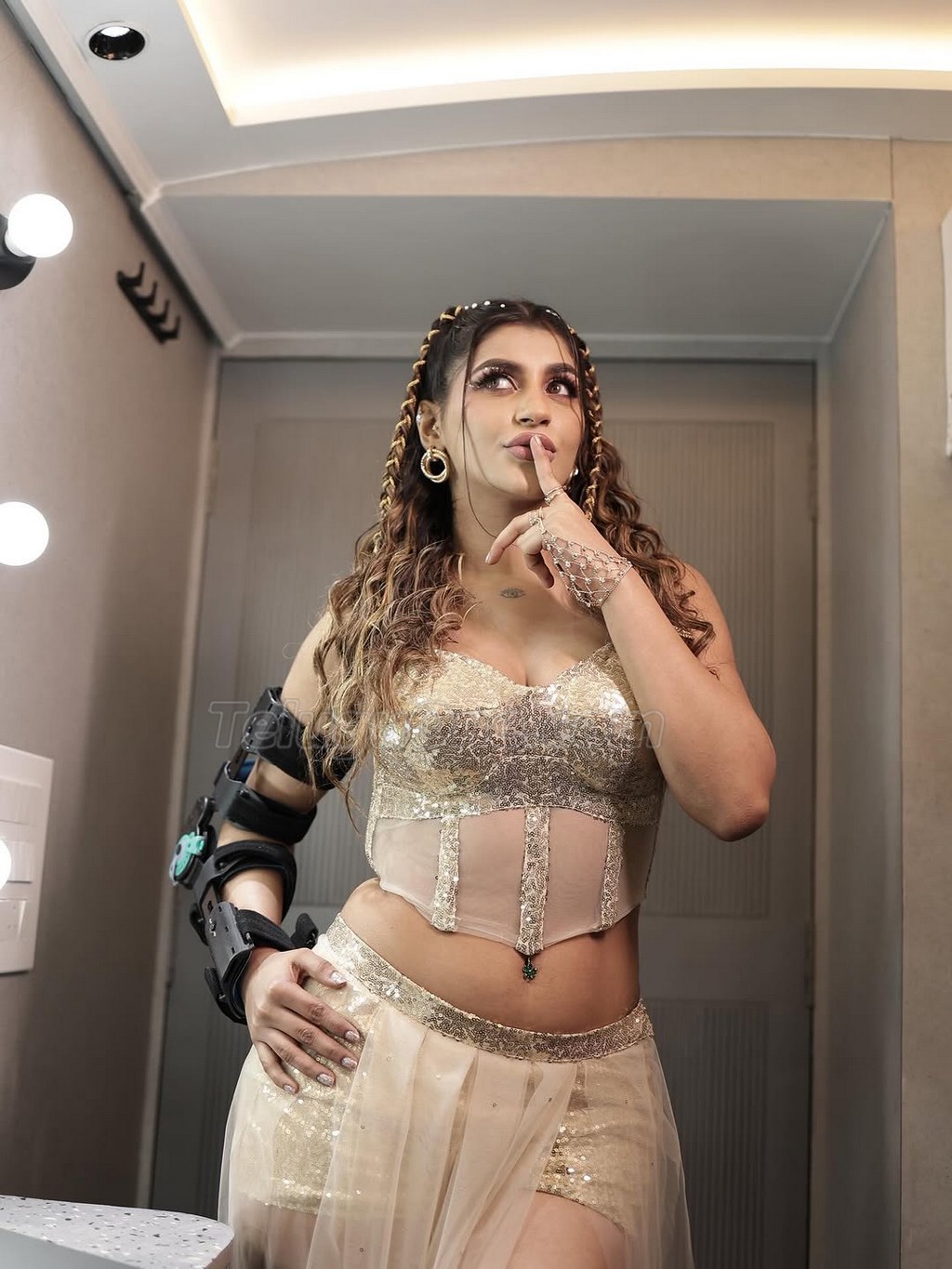 Yashika Anand Mind Blowing Glam Look